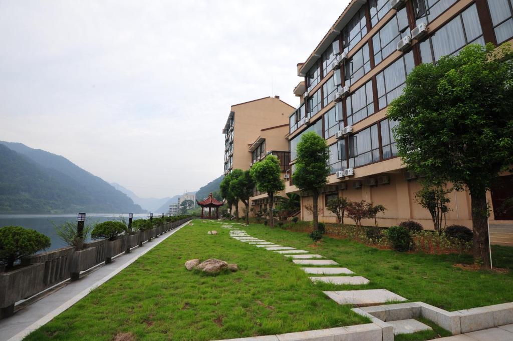 Jiande Yinyuan Hotel Tangcun Zewnętrze zdjęcie